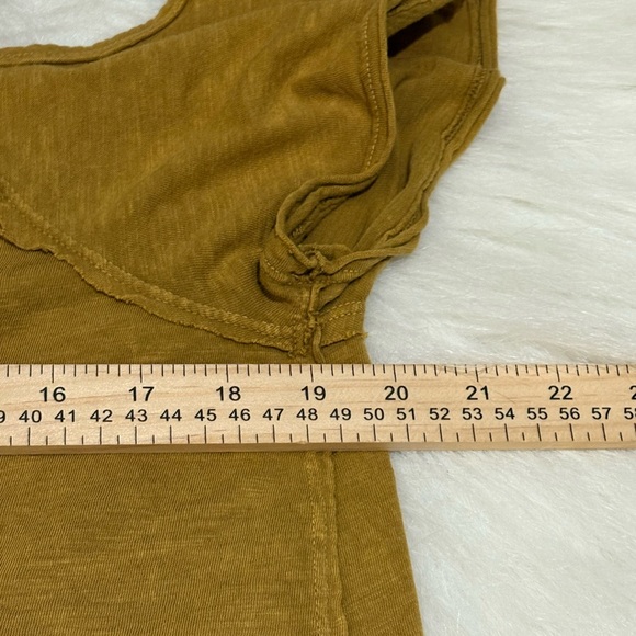 Free People XS Off Shoulder Cut Out Tee Mustard Short Sleeve Asymmetrical Top - Picture 4 of 5